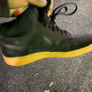 Nike high dunk size 9 black